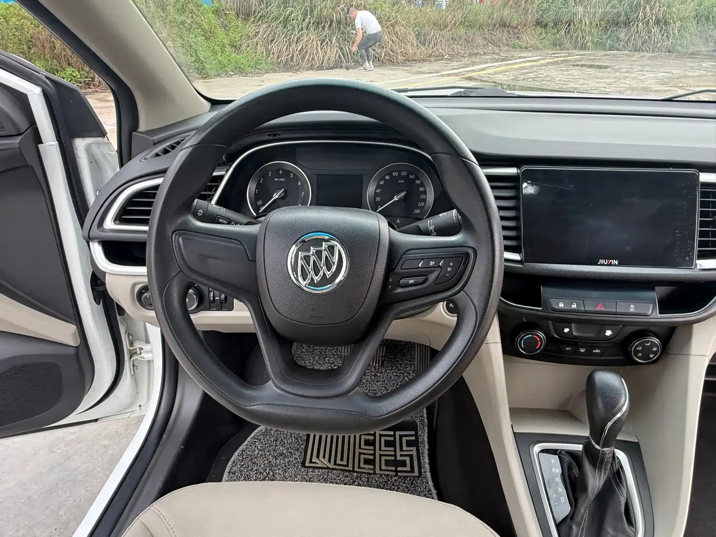 Buick Excelle 2015 15N Automatic Elite фото 12