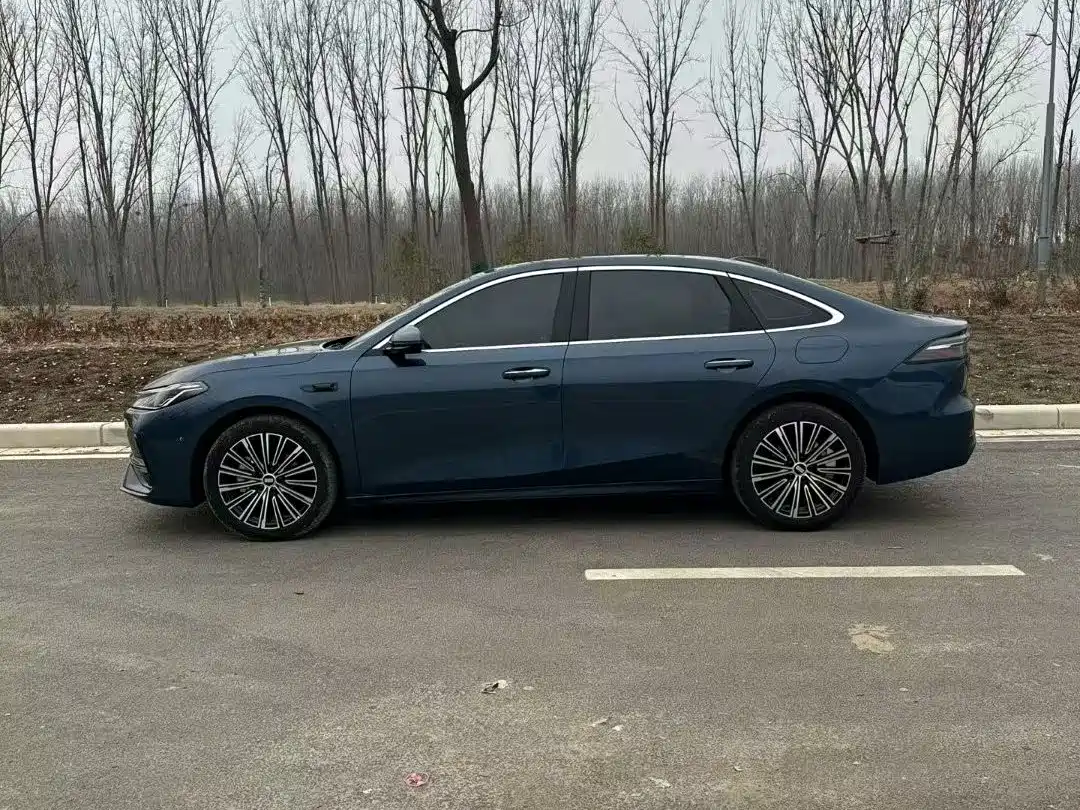 Geely Galaxy Galaxy A7 2025 EM-i фото 8
