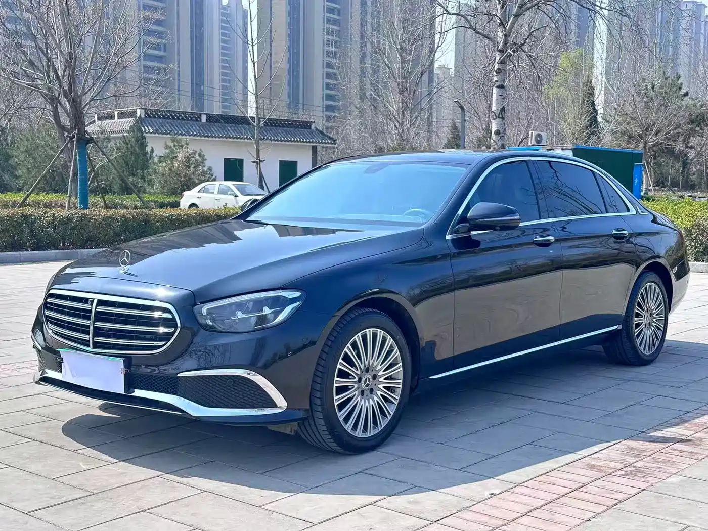  E CLASS