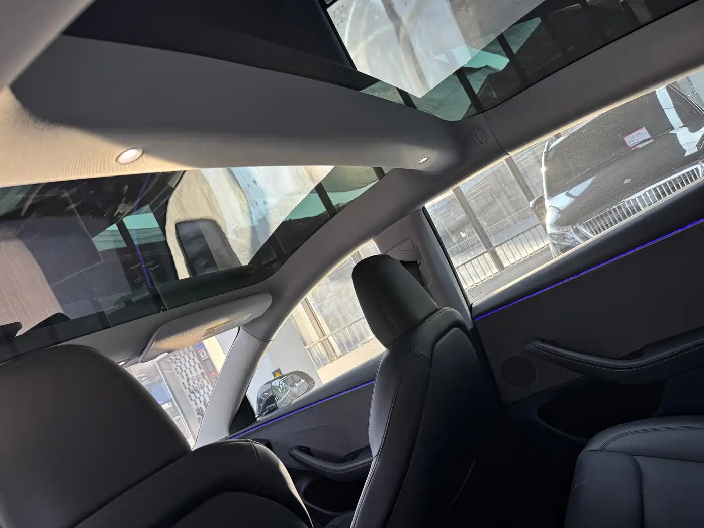 Photo 10 - Tesla Model 3