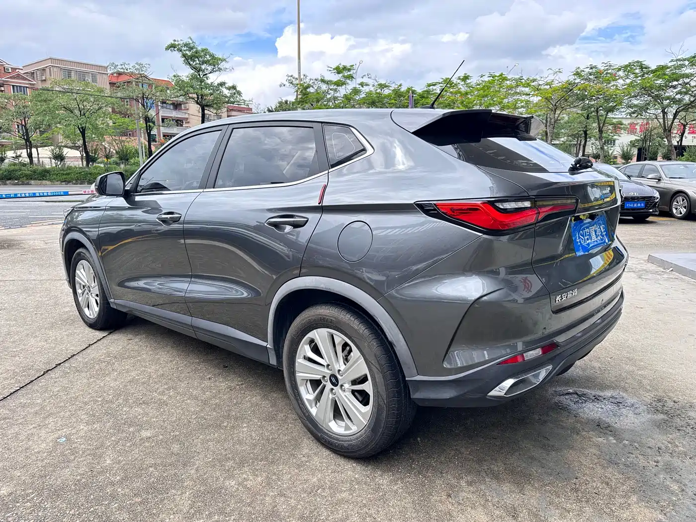 Changan Oshan Changan Oushang X5 2021 2021 1.6L CVT Luxury