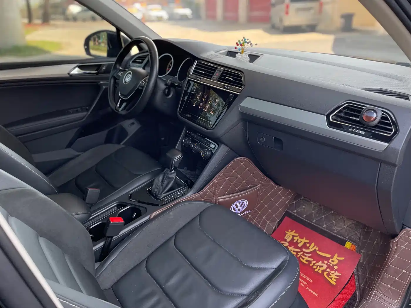 Volkswagen Tiguan L 2019 Facelift 330TSI Auto 2WD Smart Luxury China VI фото 21