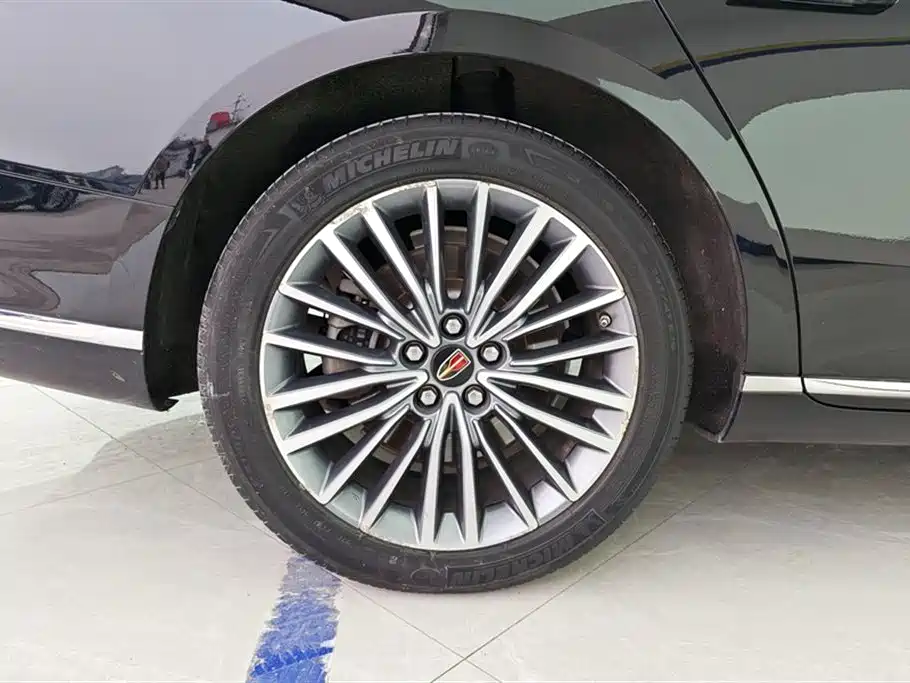 Hongqi H9 2020 2.0T Smart Connection Qi Xiang Edition фото 6
