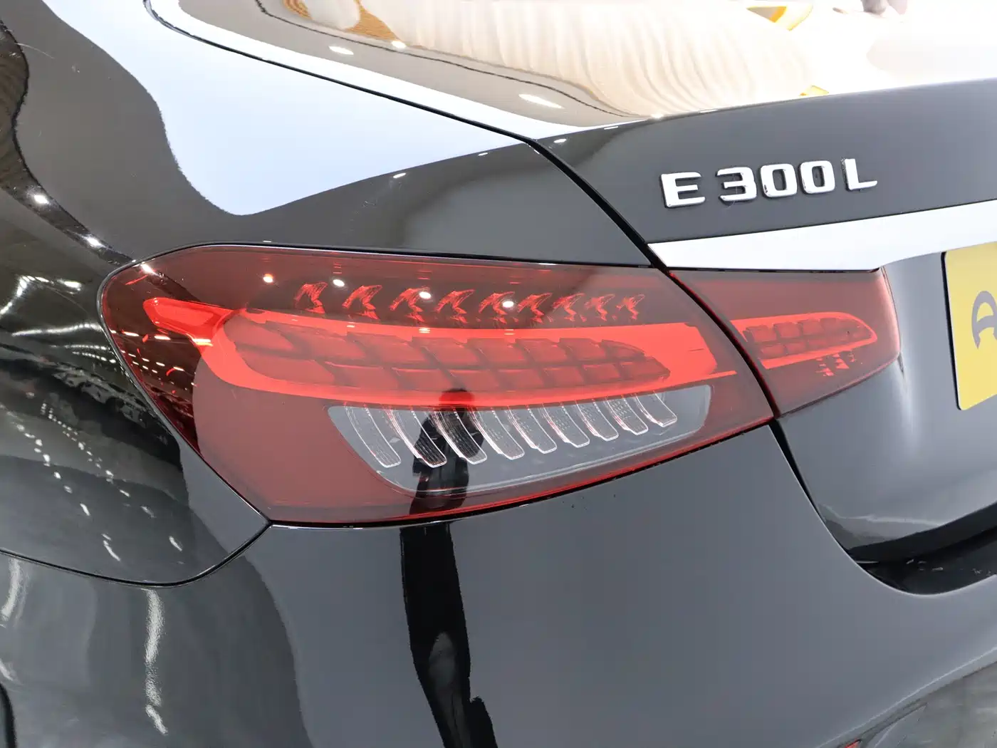Mercedes-Benz E-Class 2022 Second Facelift E 300 L Fashion фото 11