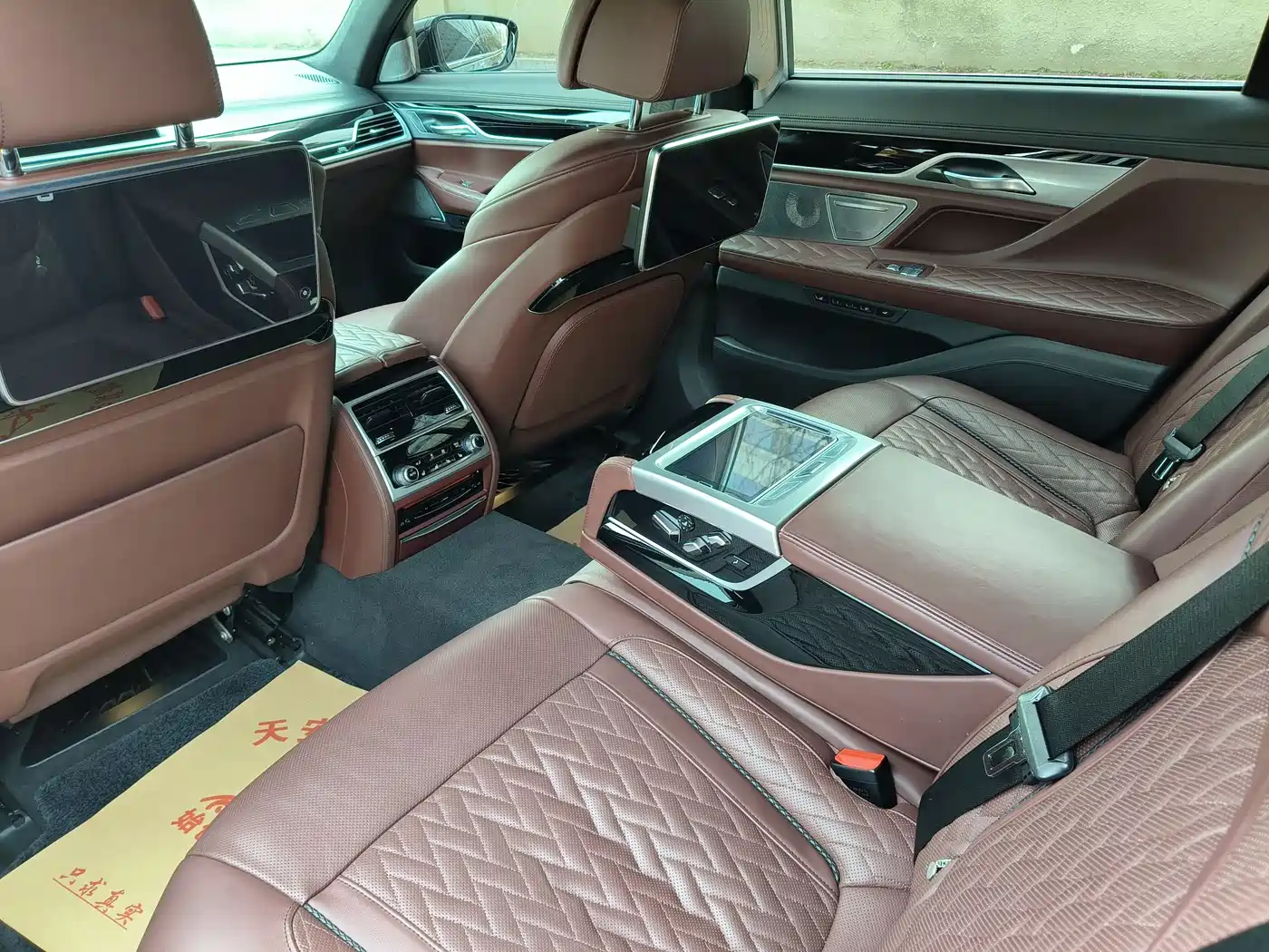 BMW 7 Series 2019 Facelift 740Li xDrive Executive M Sport Package фото 23