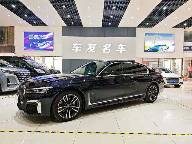 BMW 7 SERIES