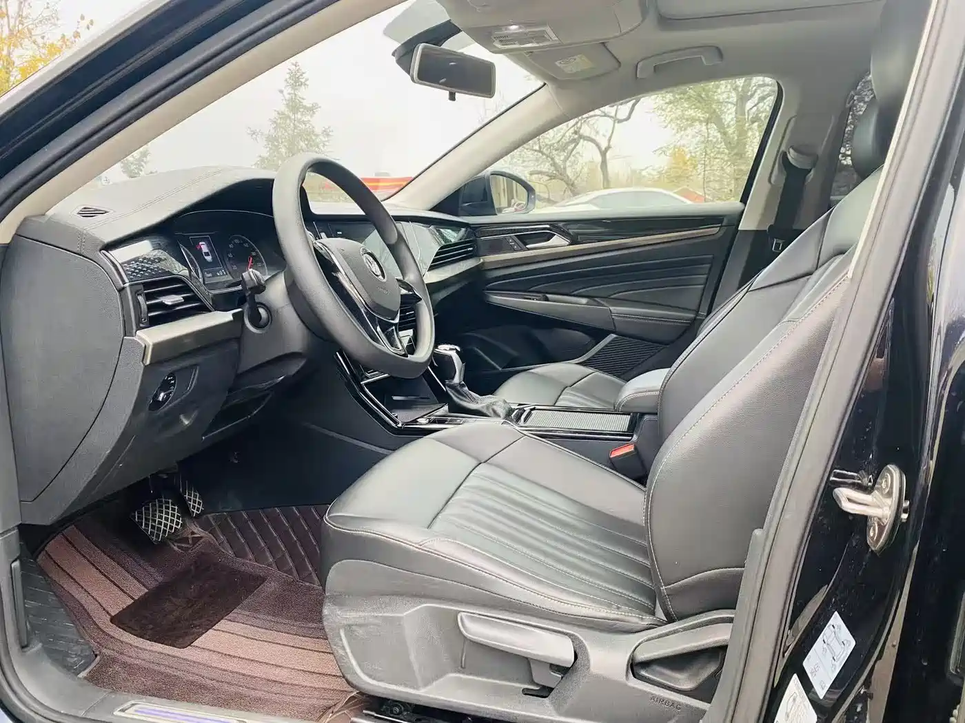 VOLKSWAGEN PASSAT NEW ENERGY