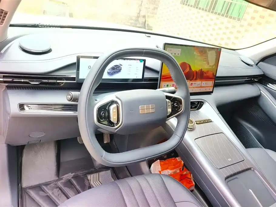 GEELY GALAXY GALAXY E5