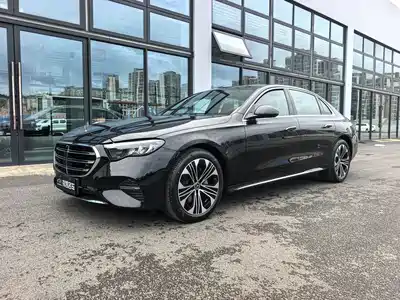 Mercedes-Benz E