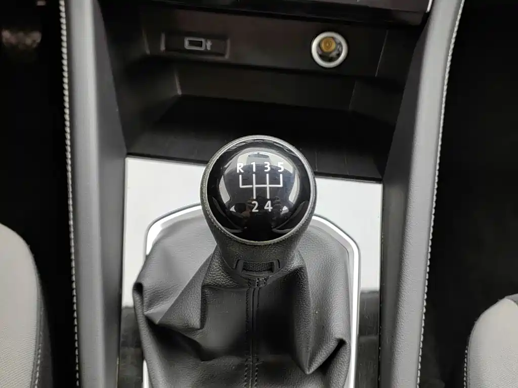 Фото 13 - Jetta VS5