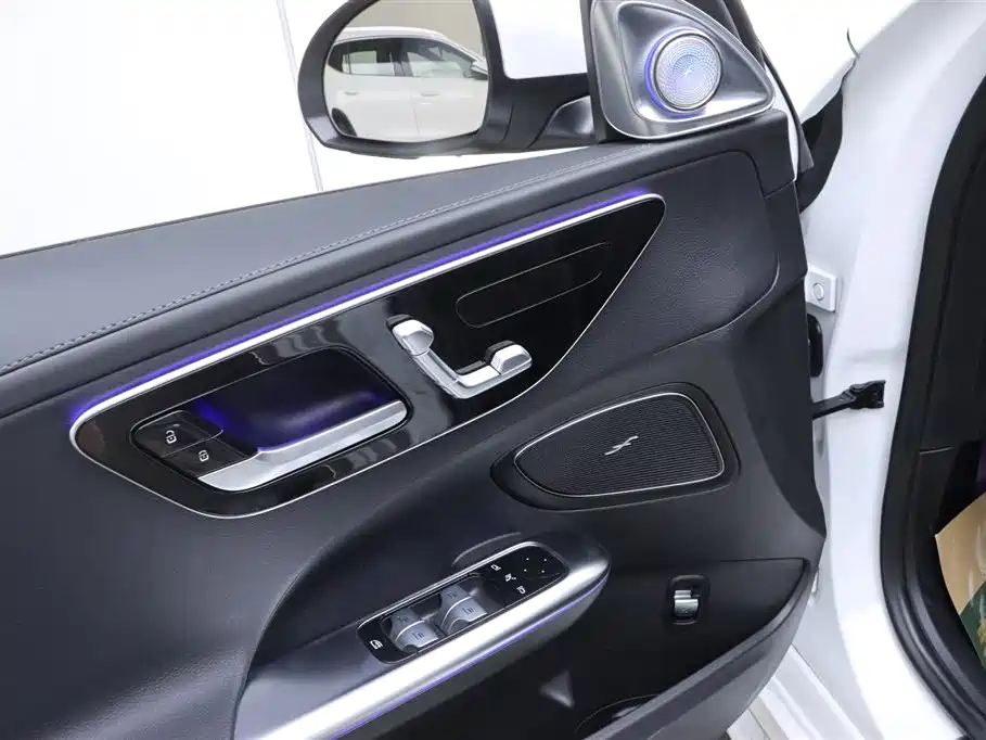 Mercedes-Benz C-Class 2023 Facelift C 260 L фото 12