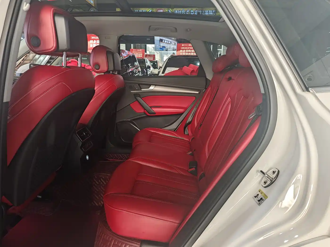 Audi Q5L 2022 40T Luxury Dynamic фото 6