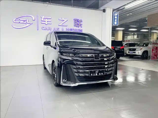 Toyota Vellfire Toyota Crown, гибрид, 2.5L, Максимум, представительская