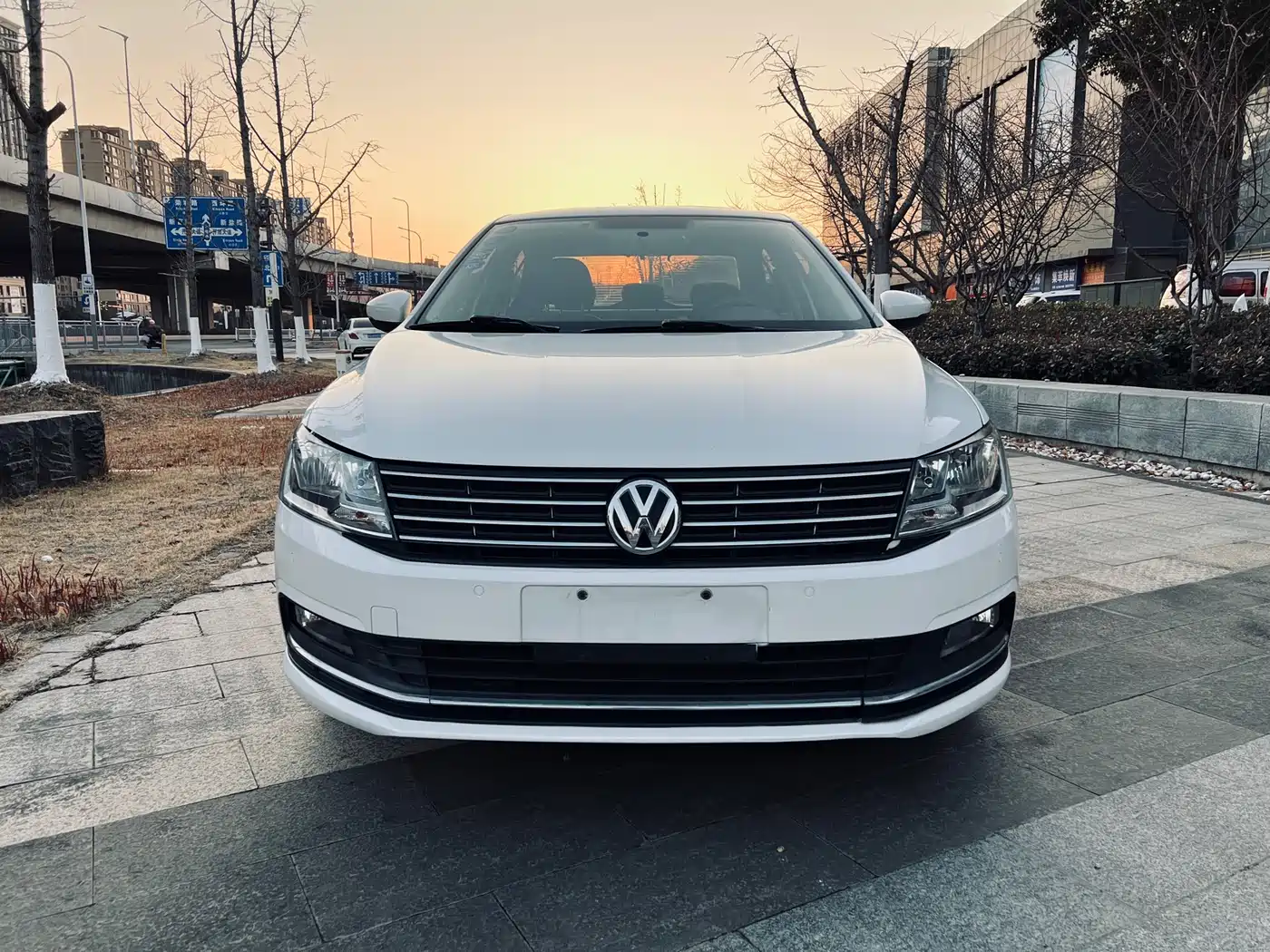 Volkswagen Lavida 2017 230TSI DSG Comfort Edition фото 2