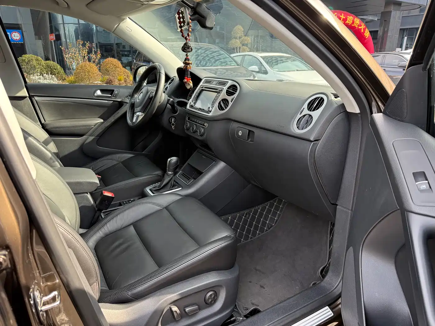 Volkswagen Tiguan 2015 1.8TSI Automatic 2WD Comfortline фото 11