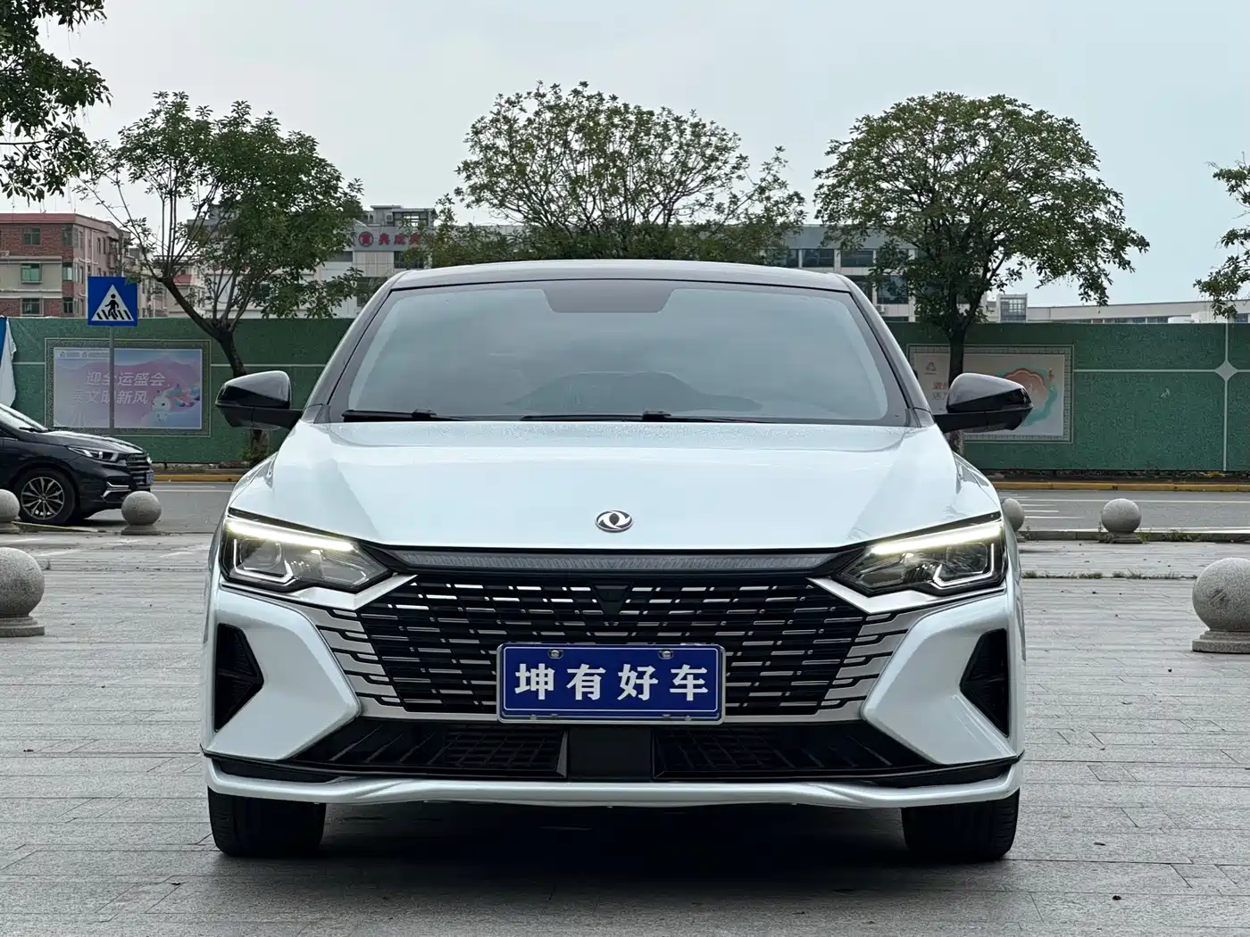 Dongfeng Aeolus Yixuan MAX 2023 2024 1.5T Racing Edition