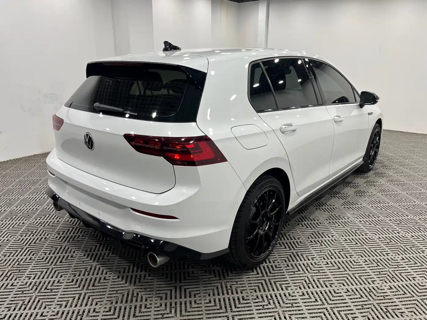 Volkswagen Golf 2021 280TSI DSG R-Line фото 9