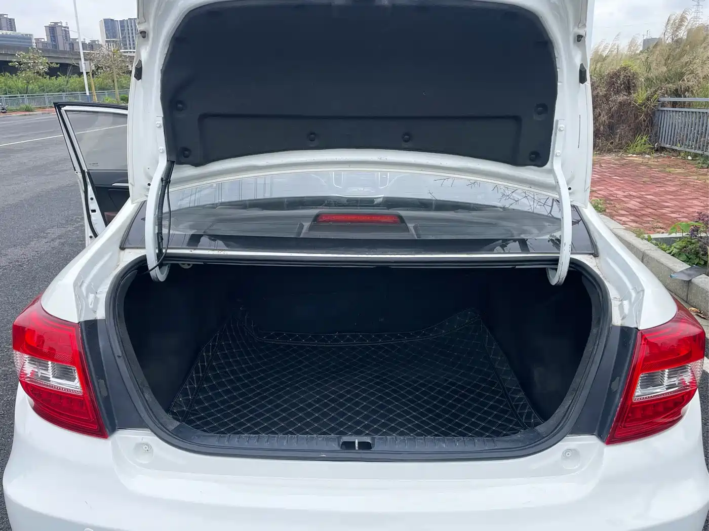Geely Vision 2017 2017 1.5L Automatic Happiness Edition