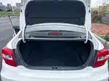 Фото 23 - Geely Vision