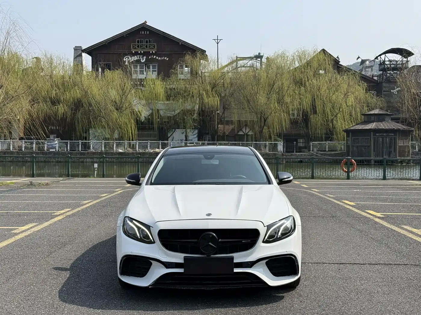 Mercedes-Benz E-Class 2018 E 300 L Sport Fashion фото 2