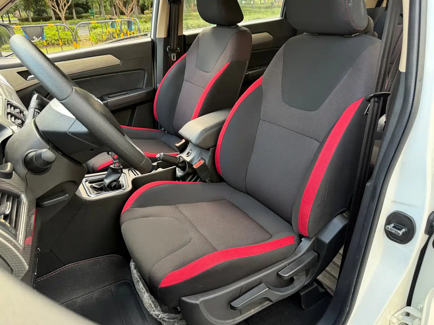 BAIC Weiwang M50F 2017 2017 1.5L Standard