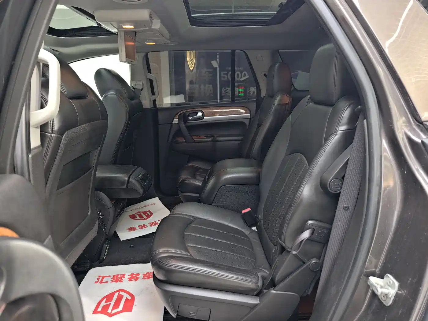 Buick Enclave 2010 3.6L Elite Edition фото 42