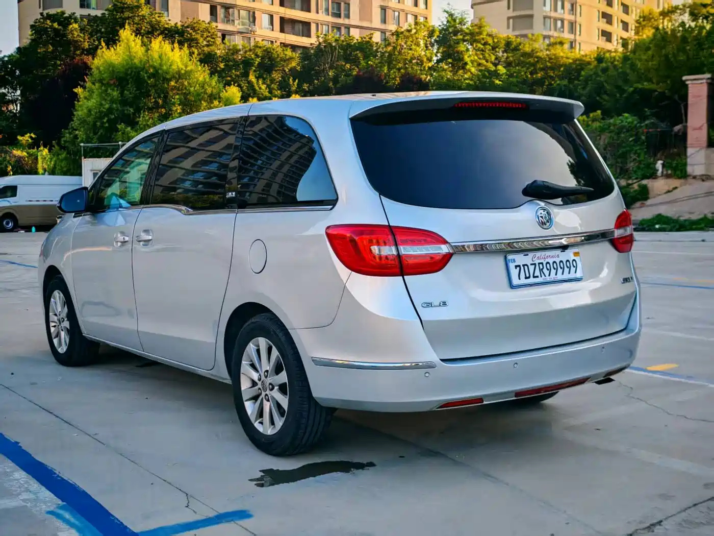 Фото 7 - Buick GL8