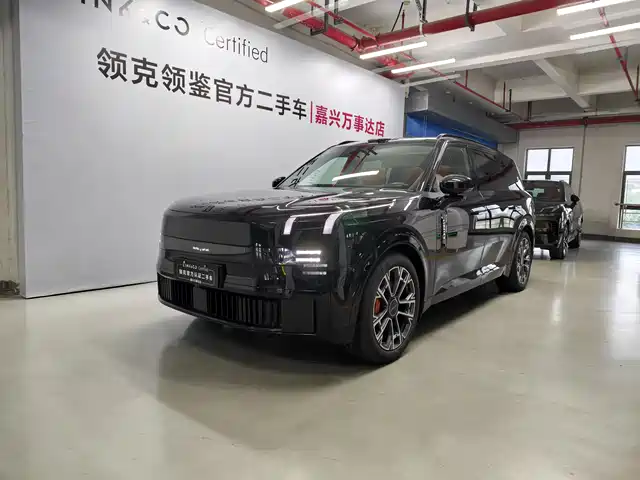 Lynk & Co 900 2025 1.5T Ultra