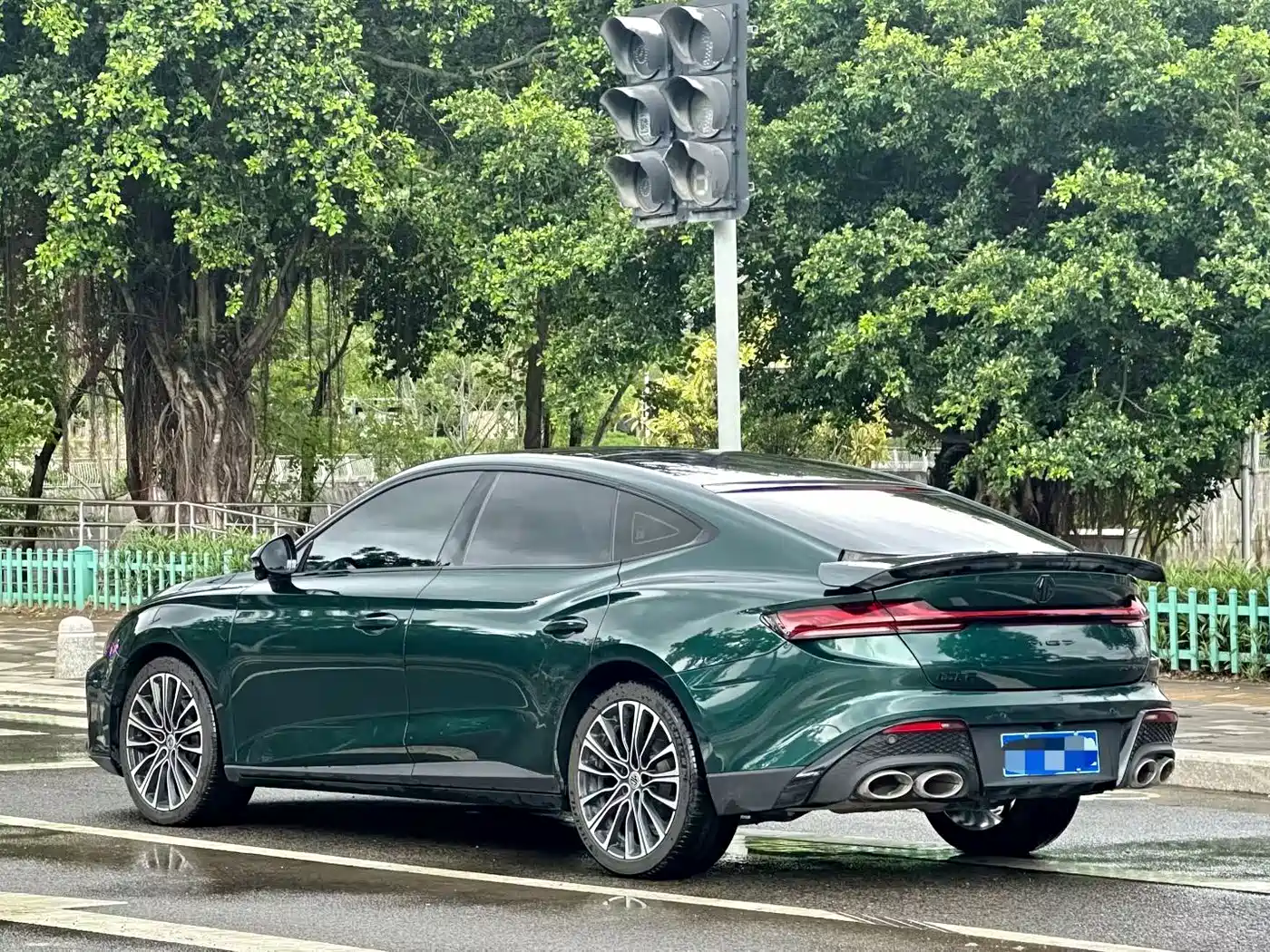MG MG7