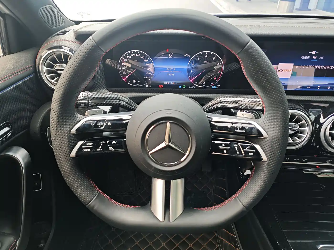 Mercedes-Benz A-Class 2024 A 200 L Fashion Edition фото 8