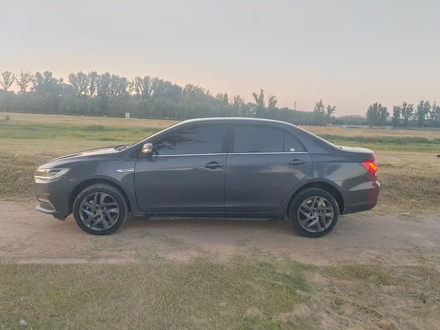 BYD Qin New Energy 2020 2019 Long Range Edition Premium