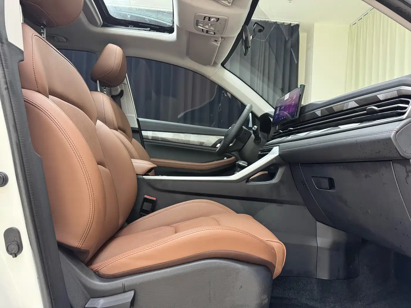 Geely Emgrand X6 2024 2021 Model PRO 1.4T Automatic Premium