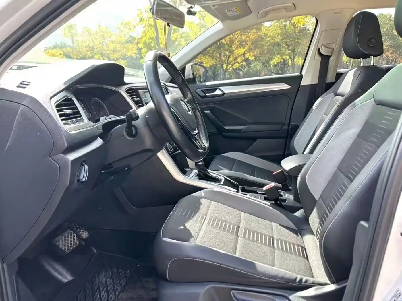 Volkswagen T-ROC 2018 2018 280TSI DSG 2WD Comfort (China V)