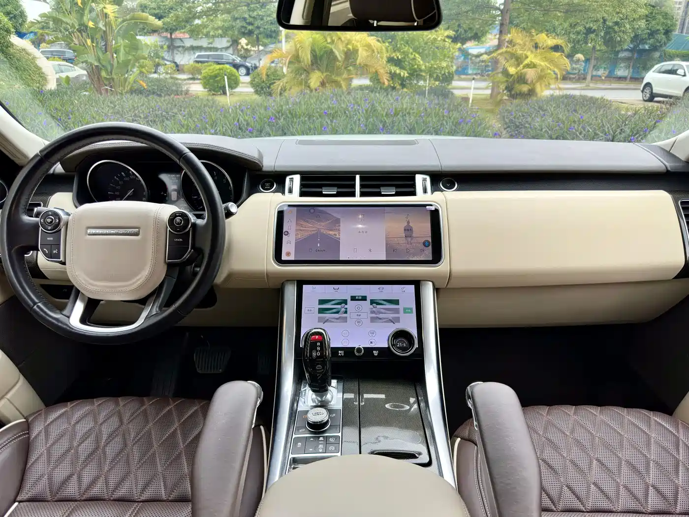 Land Rover Range Rover Sport 2014 3.0 SC V6 HSE фото 10