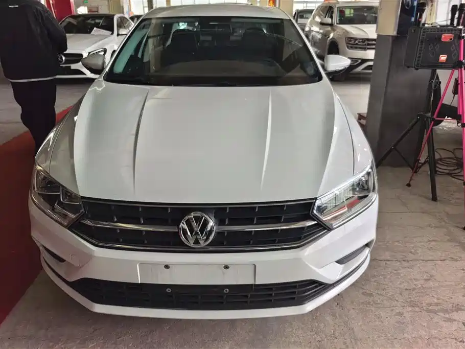 Volkswagen Bora 2019 Bora Legend 1.5L Automatic Fashion China VI фото 2