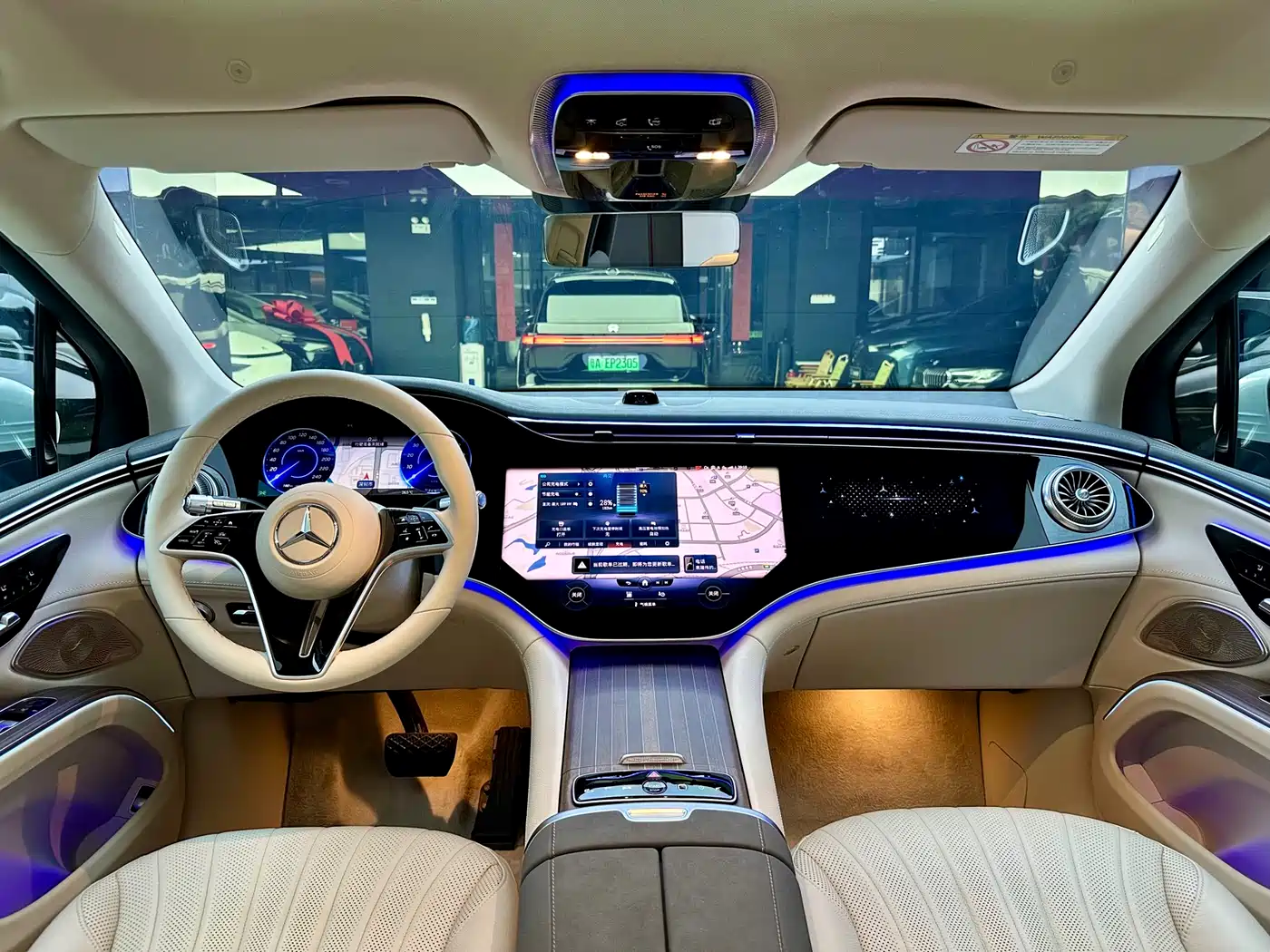 MERCEDES-BENZ EQS SUV