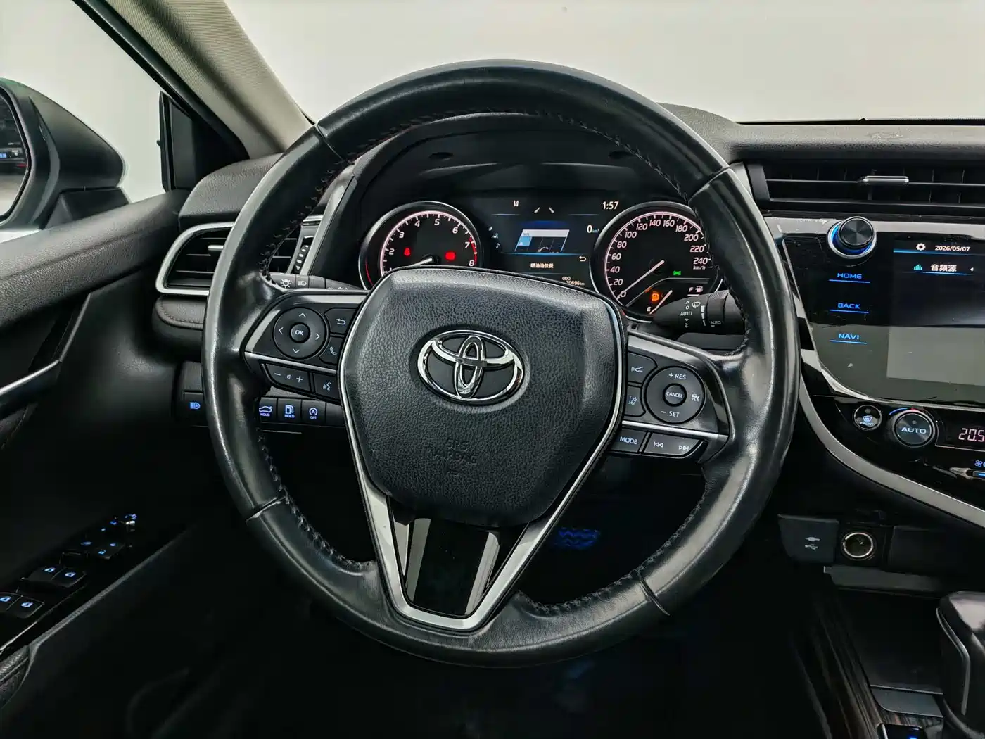 Toyota Camry 2019 2.0G Luxury (China V) фото 11