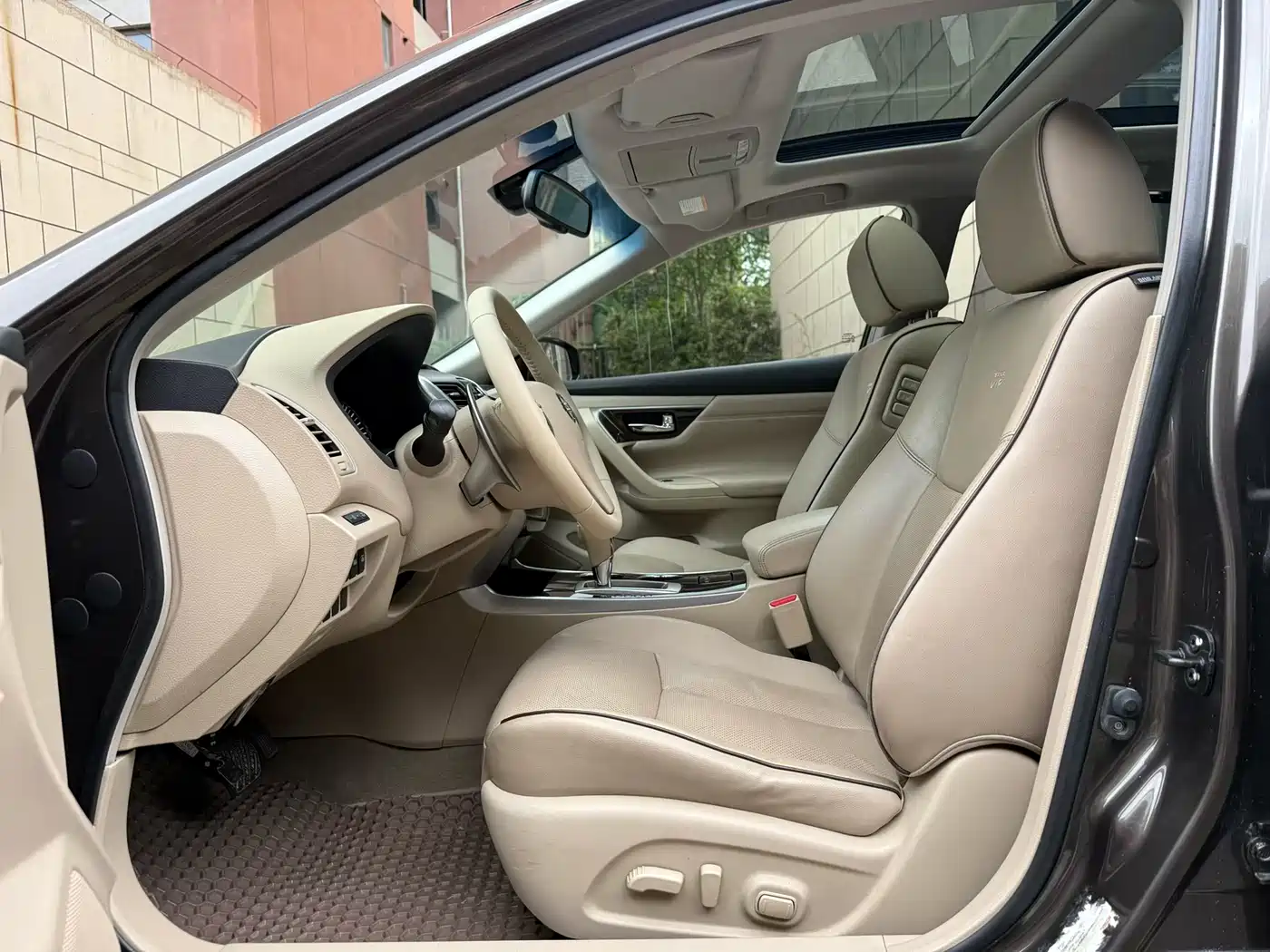Фото 7 - Nissan Teana