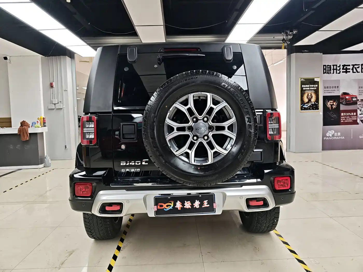 BAIC ORV Beijing Offroad BJ40 2023 2.0T Auto 4WD Urban Hunter Knight Edition фото 4