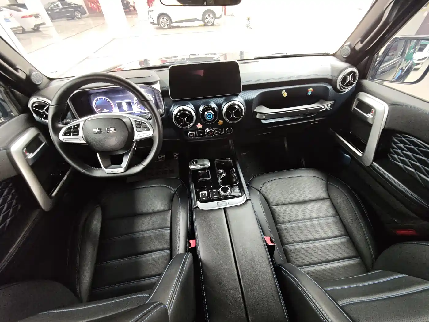 BAIC ORV Beijing Offroad BJ40 2023 2.0T Auto 4WD Urban Hunter Knight Edition фото 10