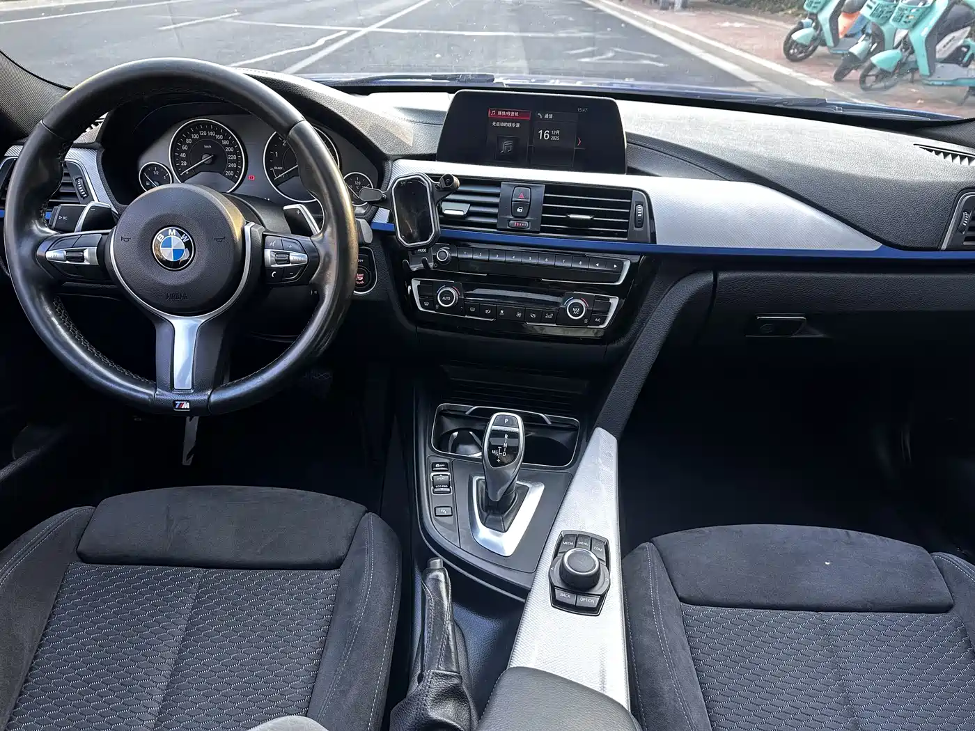 BMW 3 Series 2018 320i M Sport Package фото 9