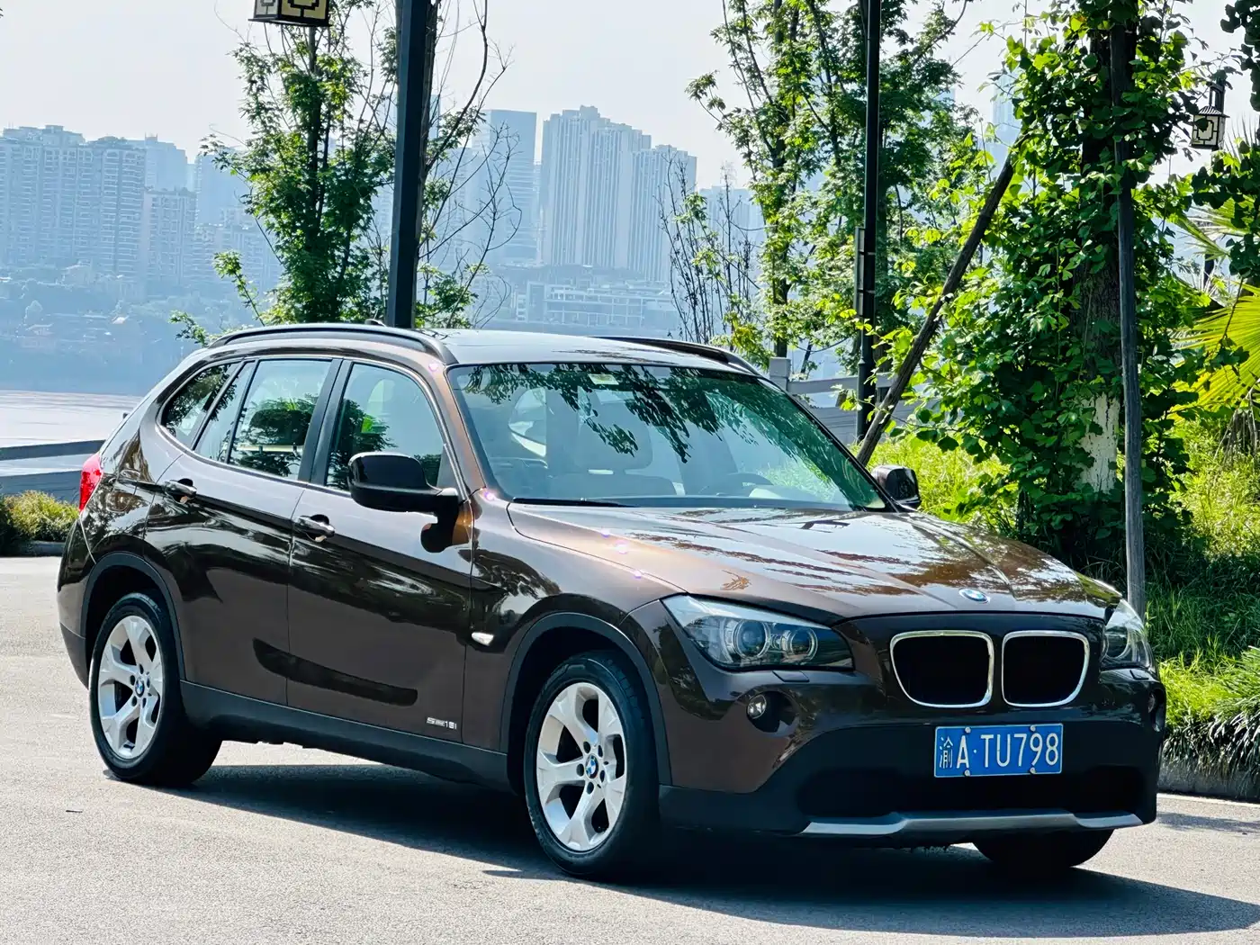 BMW X1 (Import) 2012 sDrive18i Luxury фото 2