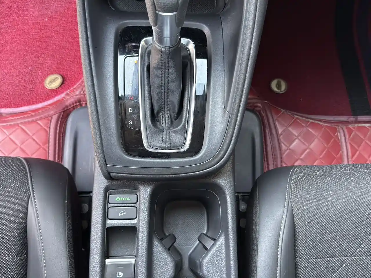 Honda Vezel 2024 2023 1.5L CVT Pioneer Edition