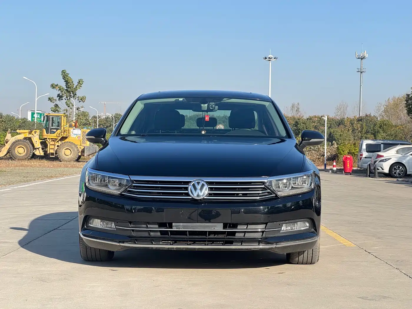Volkswagen Magotan 2018 Facelift 330TSI DSG Luxury фото 2