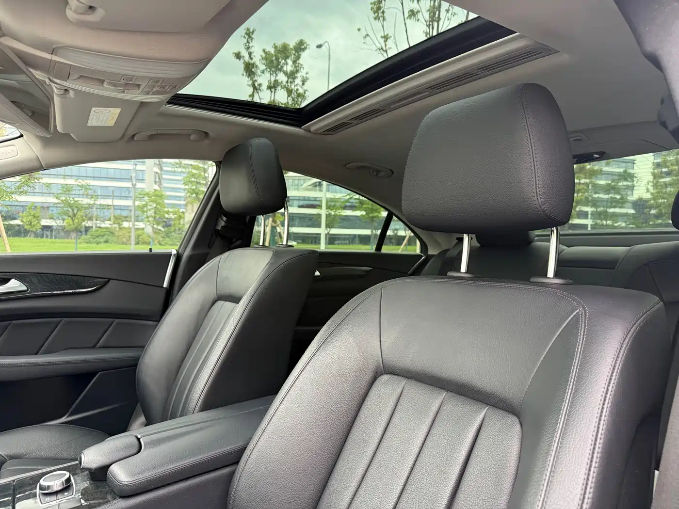 MERCEDES-BENZ CLS