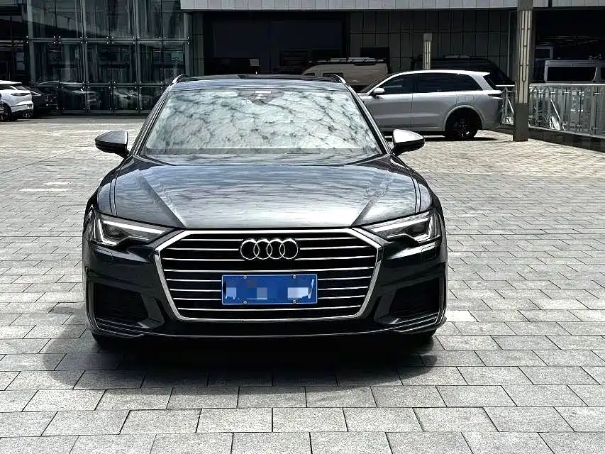 Фото 2 - Audi A6 (Import)