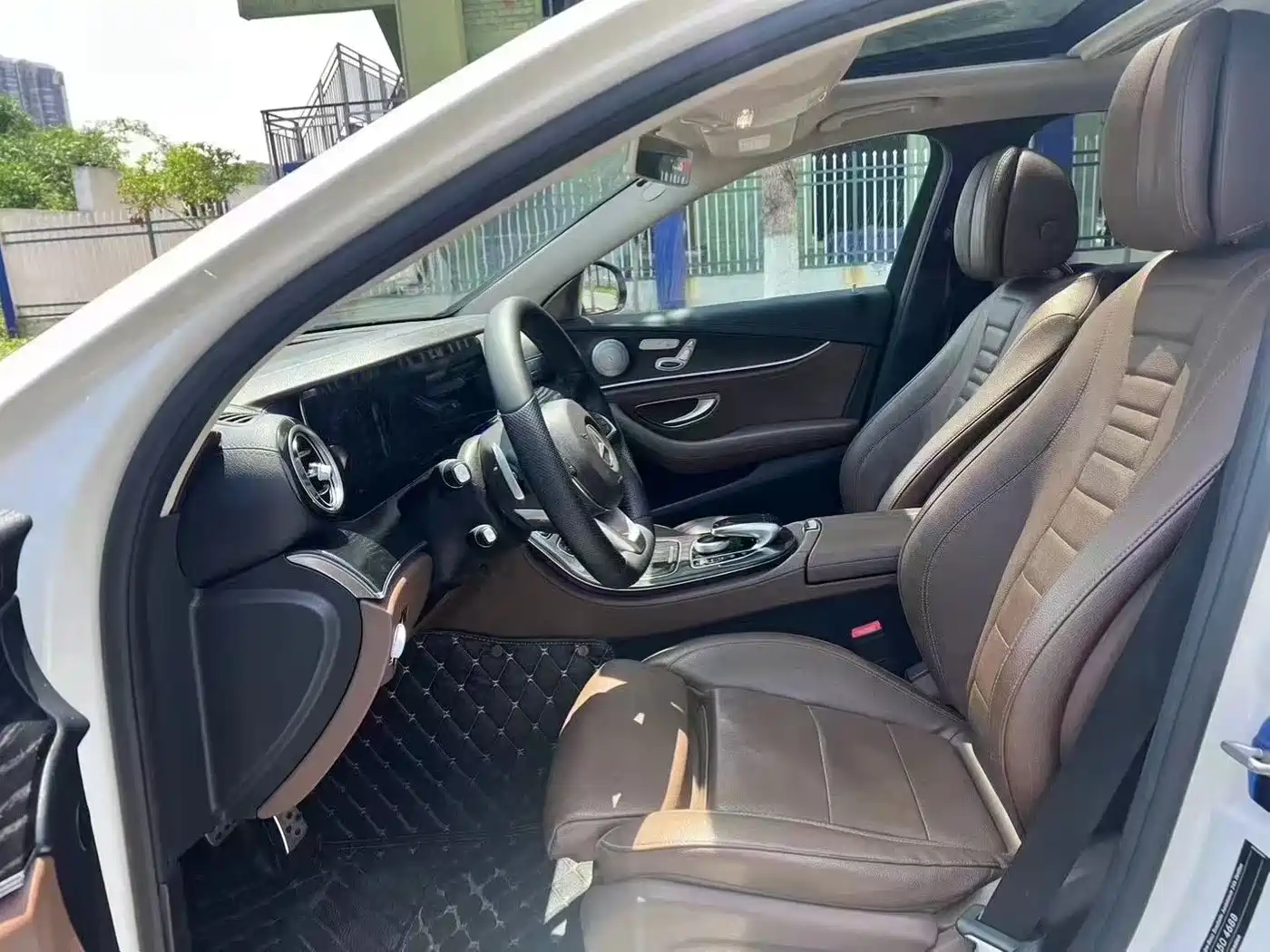 Mercedes-Benz E-Class 2017 E 200 L 4MATIC фото 6