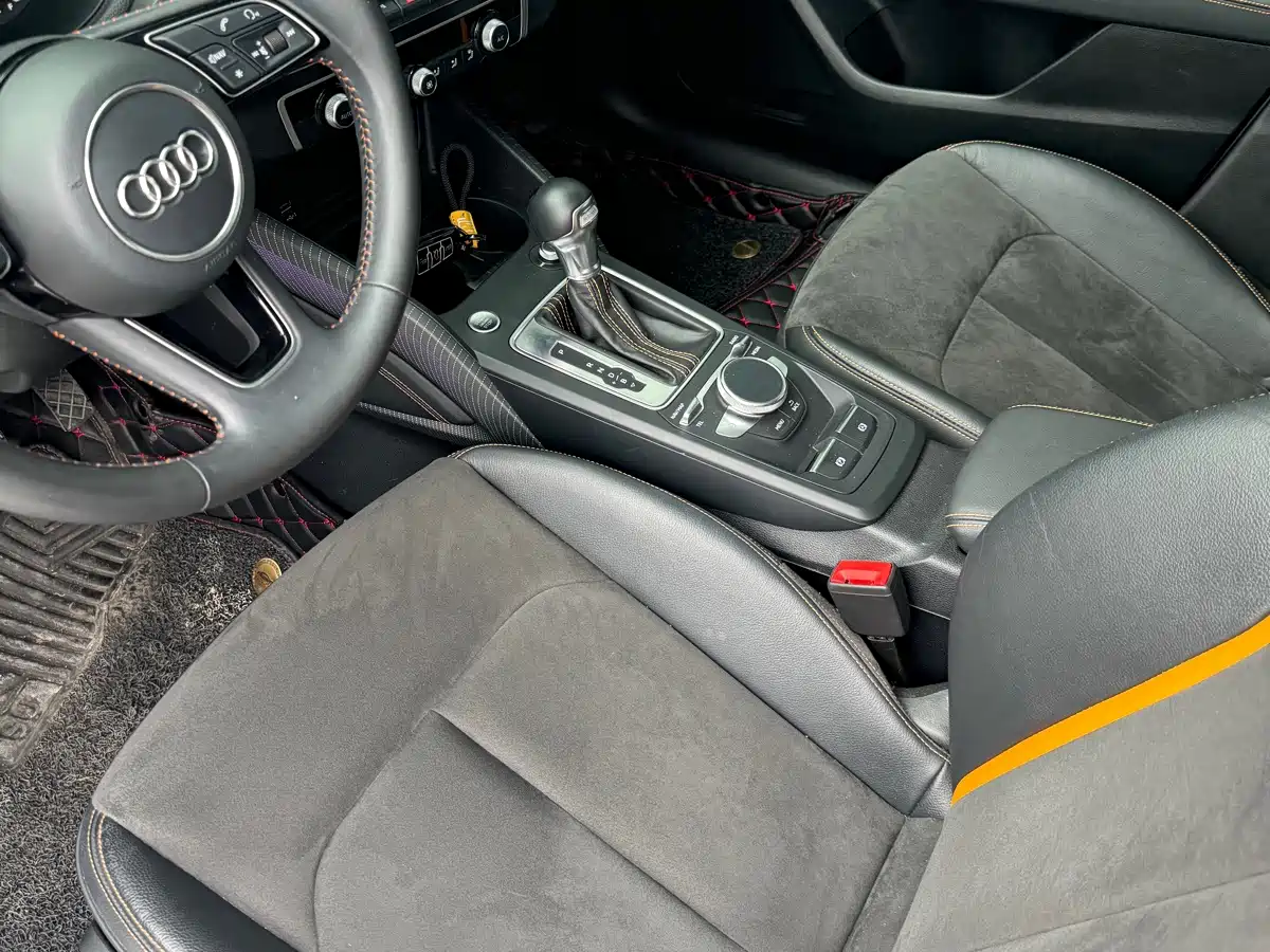 Audi Q2L e-tron 2022 2022 Q2L e-tron Pure Electric Intelligent