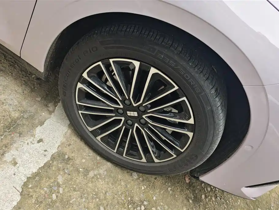 GEELY GALAXY GALAXY SPARKLE 8