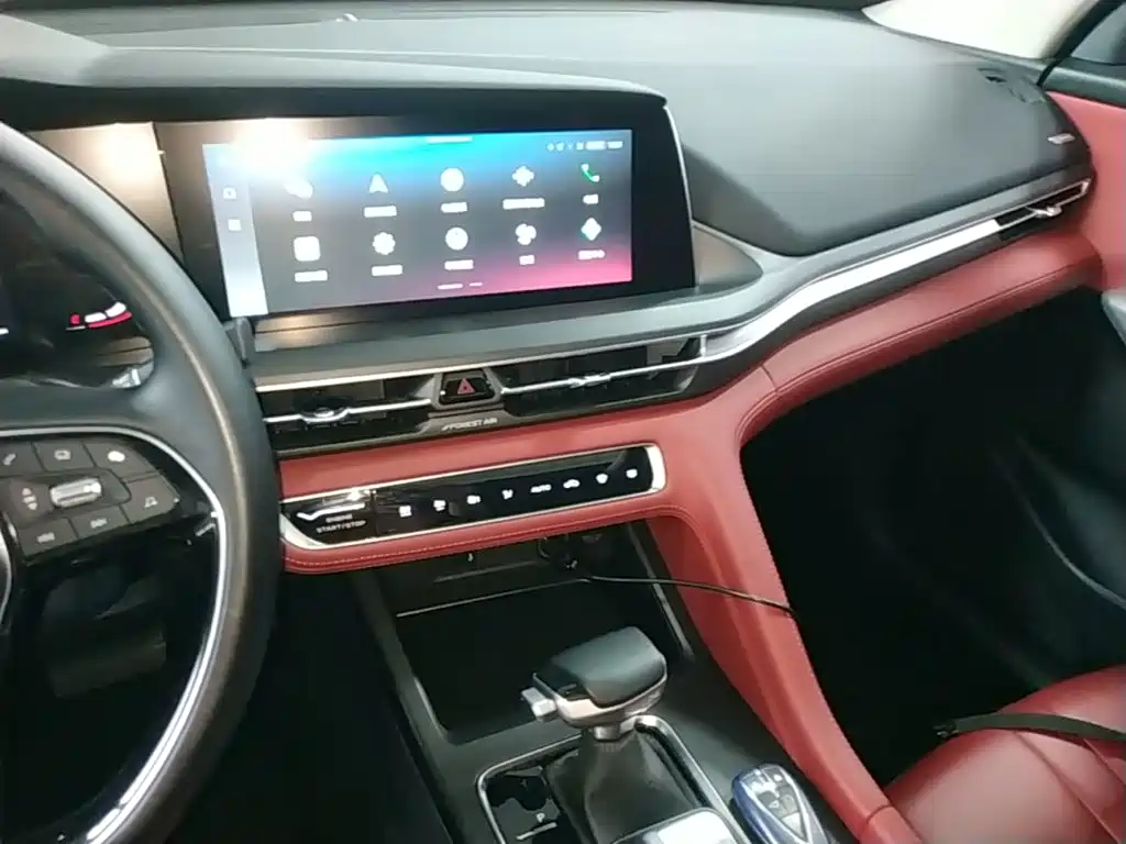 Фото 13 - Changan CS75 PLUS